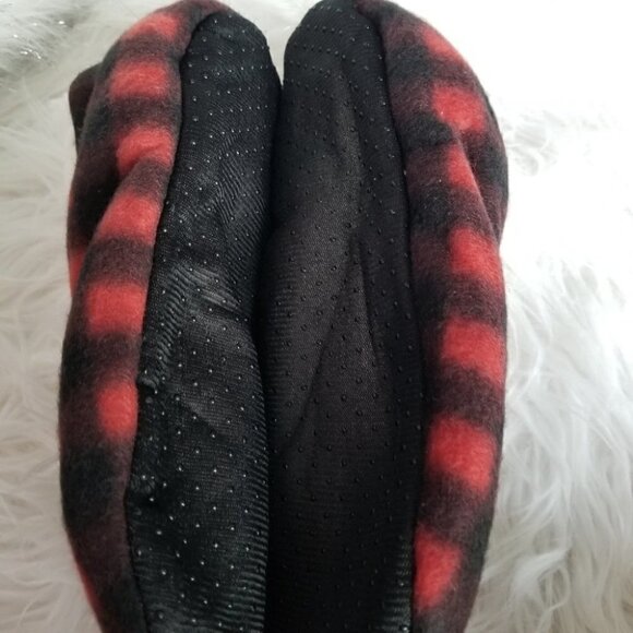 Checkered Slippers - Picture 5 of 5